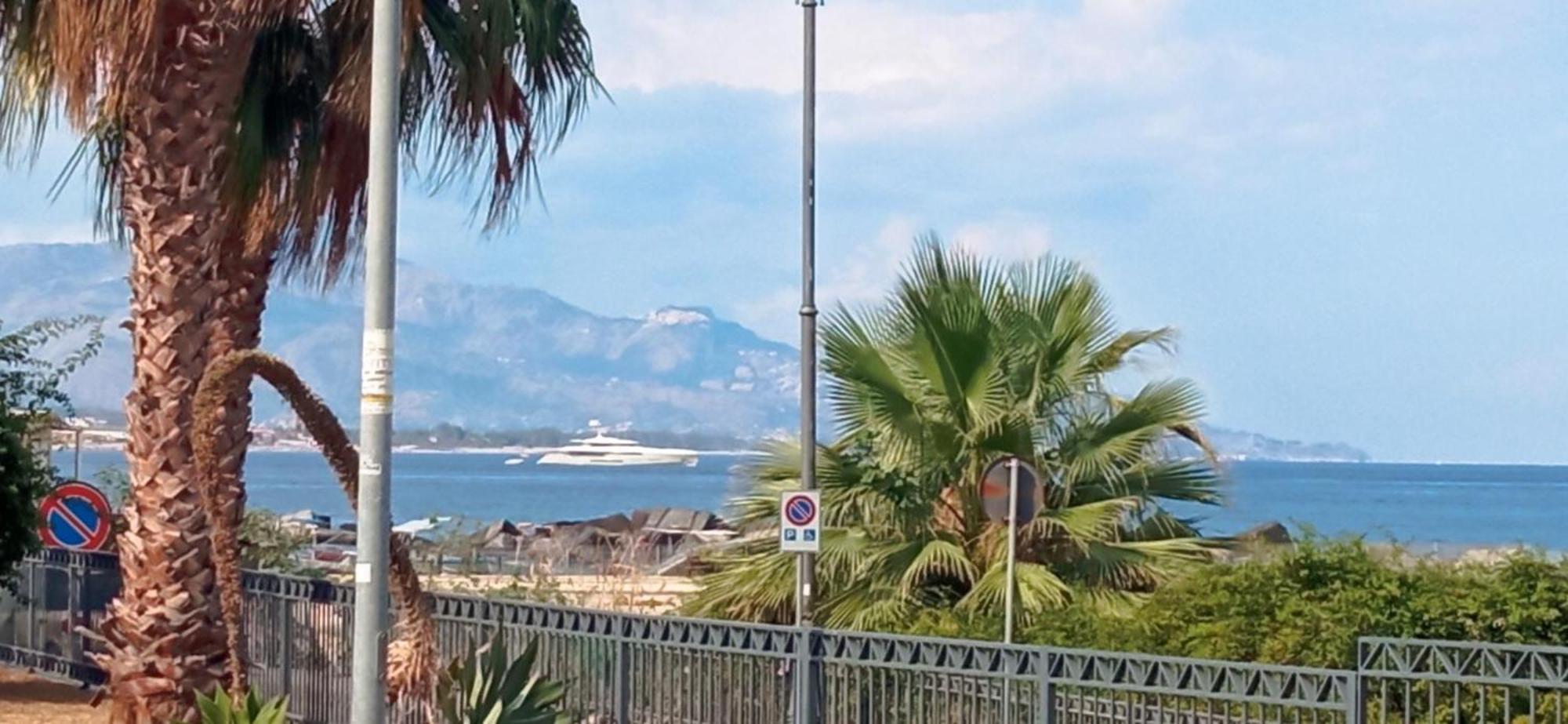 Tropicana Apartment Mascali